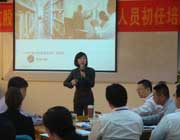 南航學員進行非財培訓