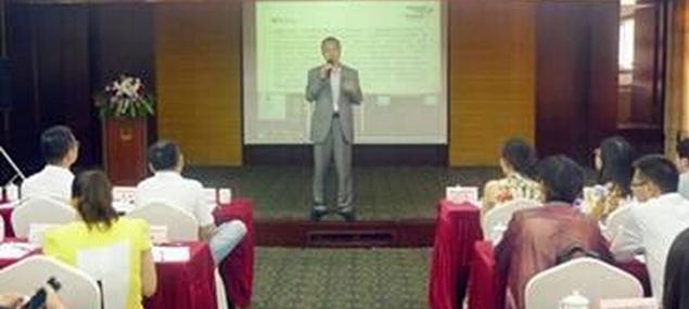 譚耀華老師授課圖片