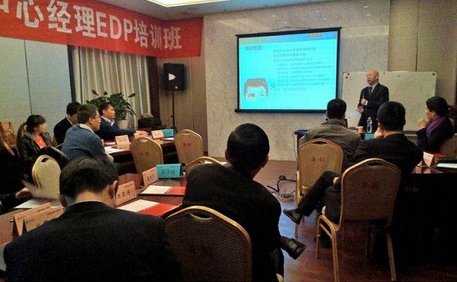 張梅毅授課見證