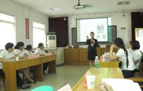 丁一老師授課圖片