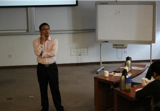 陳英宇老師授課圖片