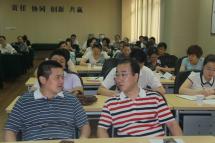 王建華老師授課圖片