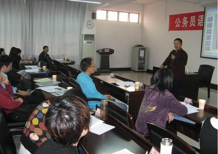 唐戈隆授課見證