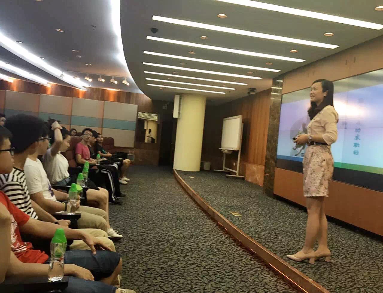 馮婉珊授課見證