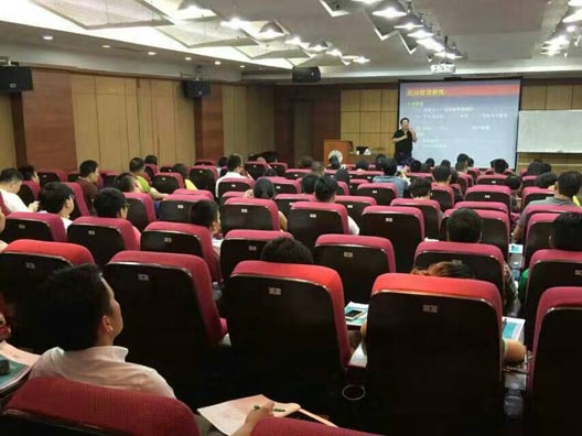 朱耿洲：深港通加速人民幣資本全球化布局